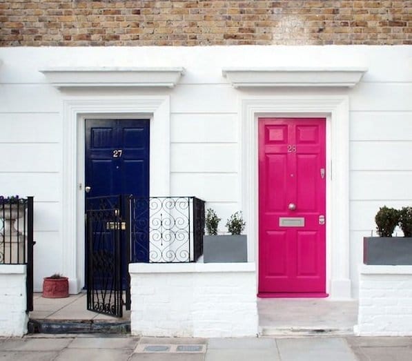 cum-sa-vopsesti-usi-de-exterior