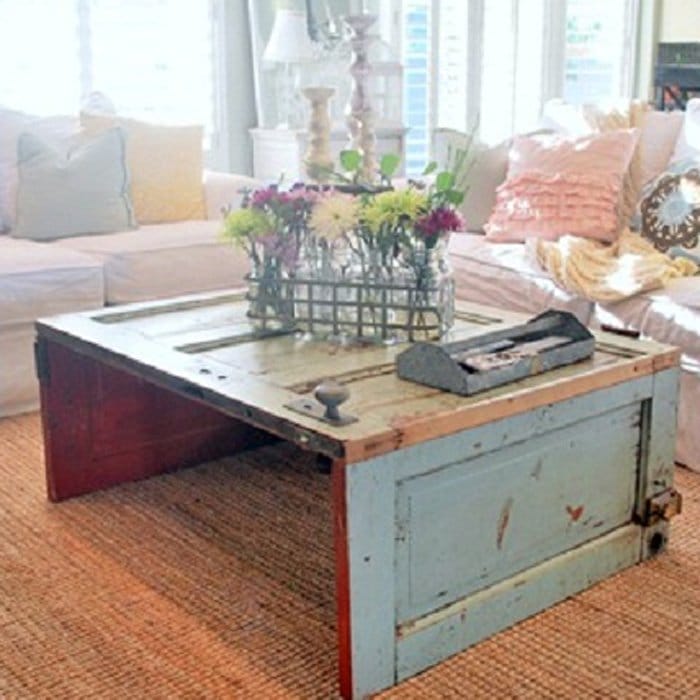 piese-de-mobilier-din-usi-reciclate